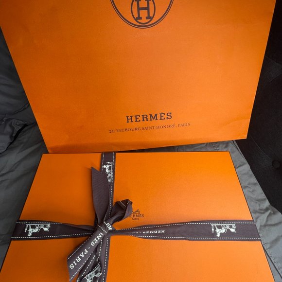 Coveted Hermès Brand New, Unworn Men\'s Chypre sandals - Black - Size 43.5 main image 7